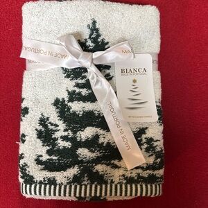 Bianca 2 Pack Hand Towels Christmas Holiday 100% Cotton 16x28” Made In Portugal